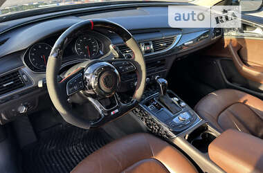 Седан Audi A6 2015 в 