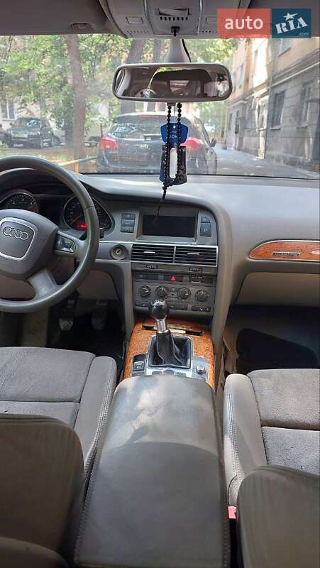 Универсал Audi A6 2005 в Киеве