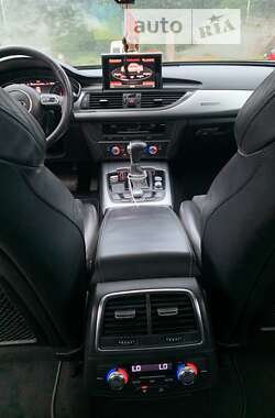 Седан Audi A6 2011 в 