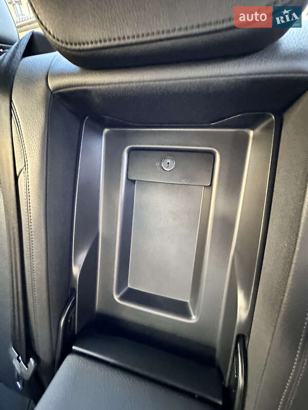 Седан Audi A6 2016 в Киеве