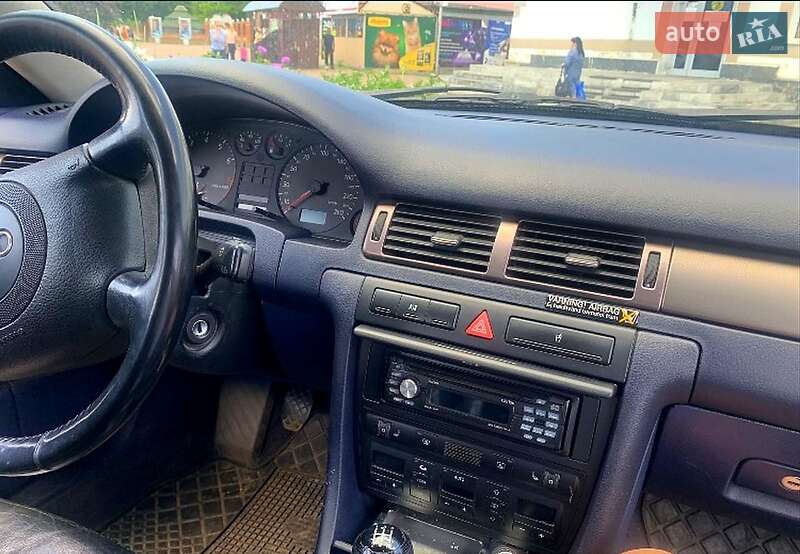 Универсал Audi A6 1998 в Киеве