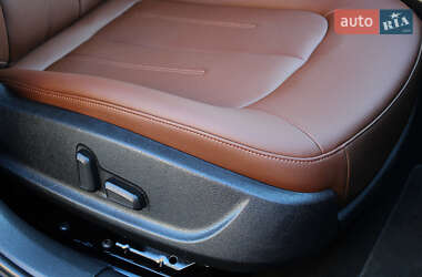 Седан Audi A6 2014 в 