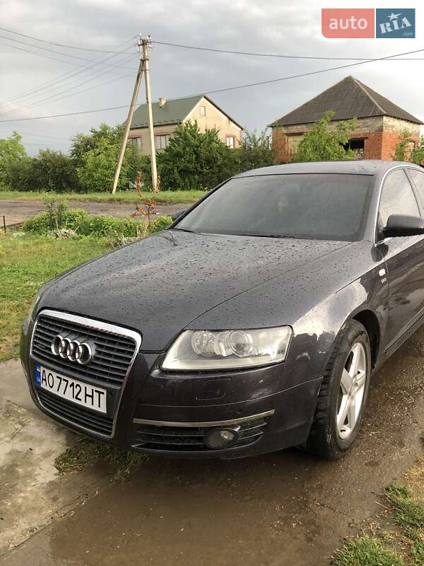 Седан Audi A6 2004 в Виноградові