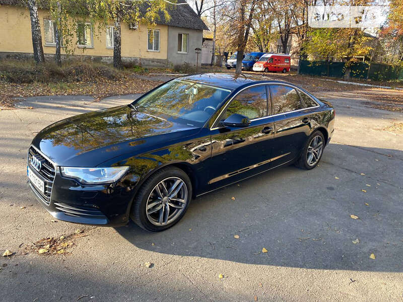 Седан Audi A6 2014 в Киеве