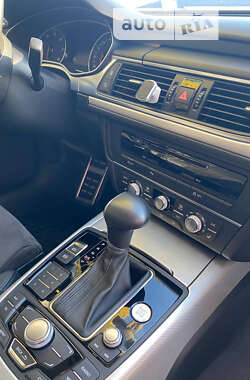 Седан Audi A6 2014 в 