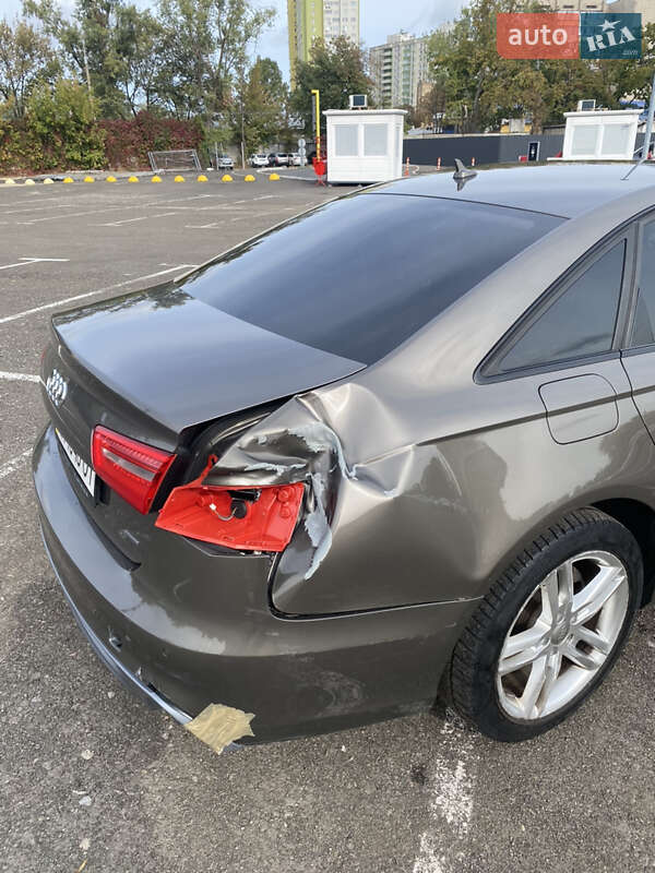 Седан Audi A6 2014 в Киеве