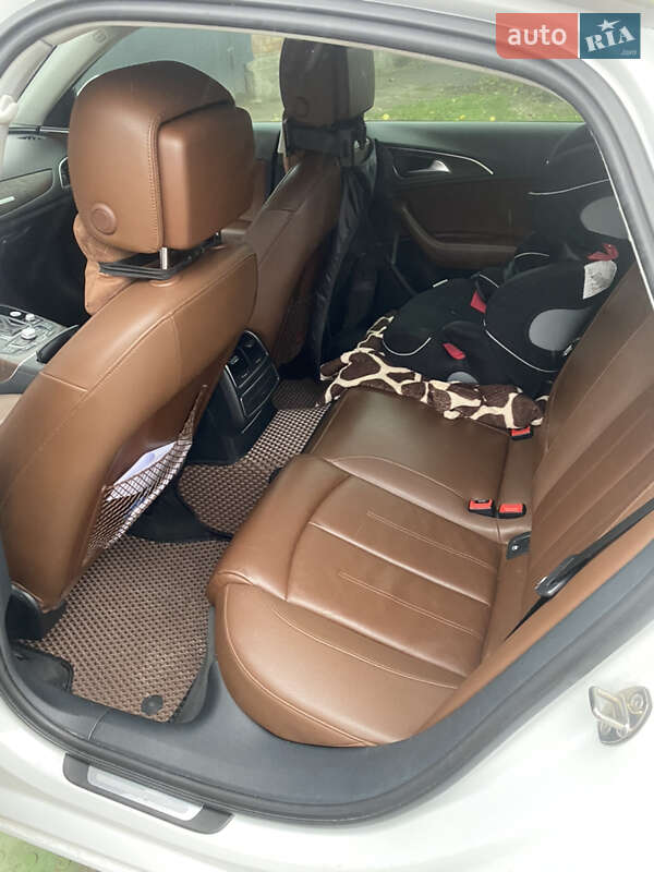 Седан Audi A6 2012 в Харькове
