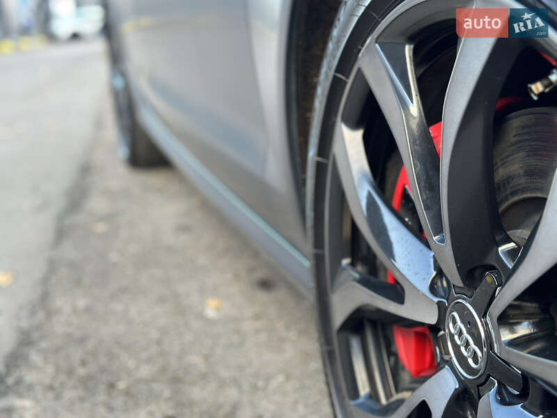 Седан Audi A6 2013 в Киеве