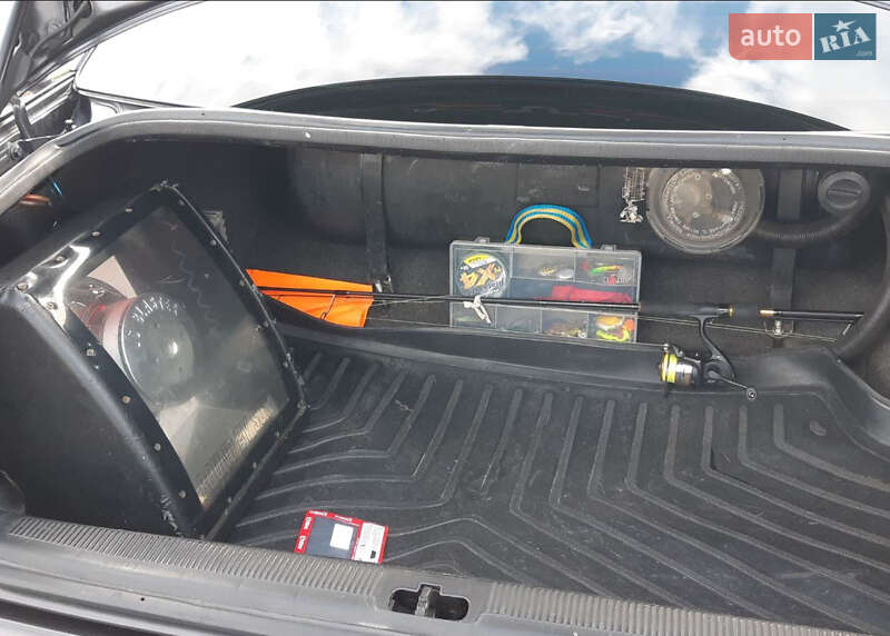 Седан Audi A6 1995 в Яготине