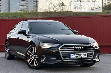 Седан Audi A6 2022 в 