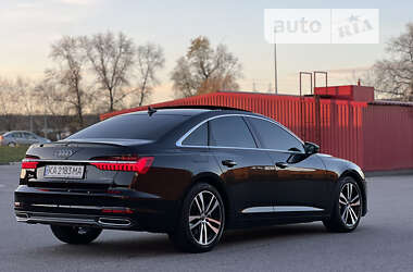 Седан Audi A6 2022 в 