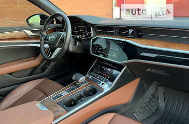 Седан Audi A6 2022 в 