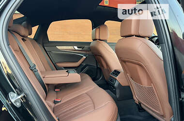 Седан Audi A6 2022 в 