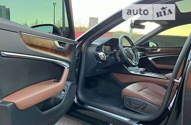 Седан Audi A6 2022 в 