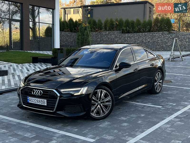 Седан Audi A6 2018 в Ужгороде