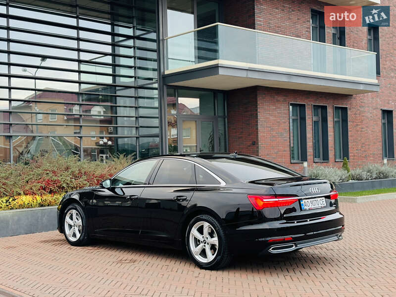 Седан Audi A6 2021 в Мукачевому