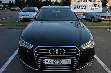 Седан Audi A6 2012 в Ровно