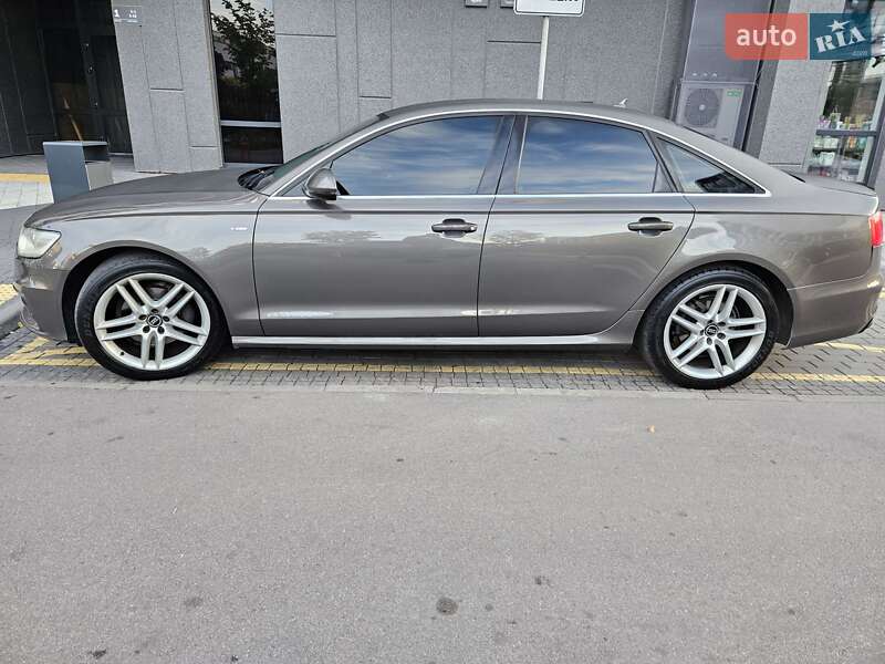 Седан Audi A6 2013 в Киеве