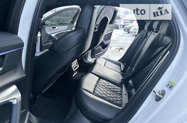 Седан Audi A6 2019 в 