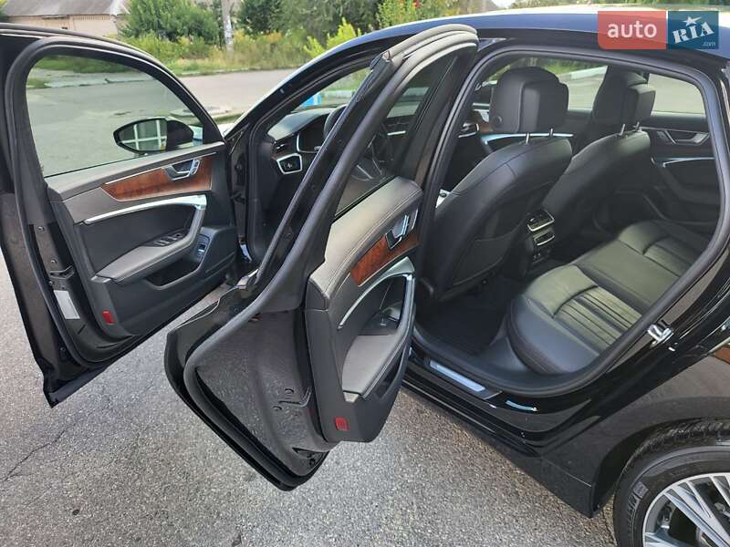 Седан Audi A6 2020 в Мукачево