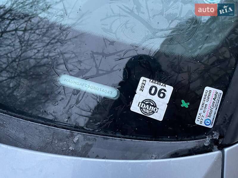 Седан Audi A6 2015 в Киеве