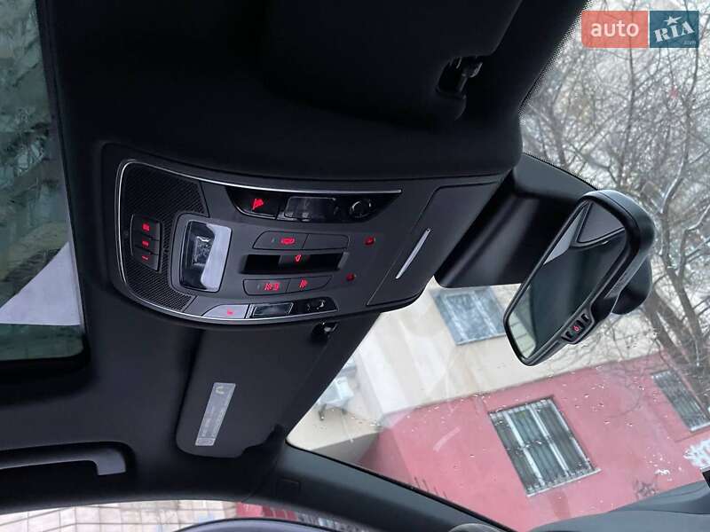 Седан Audi A6 2015 в Киеве