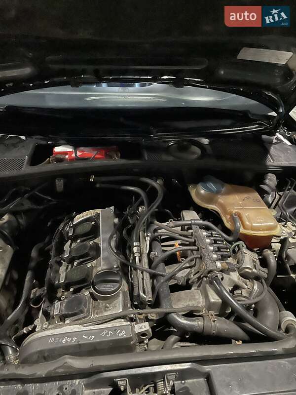 Седан Audi A6 1998 в Городку