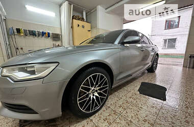 Седан Audi A6 2013 в Звягелі