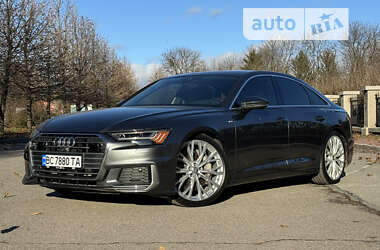 Седан Audi A6 2018 в 
