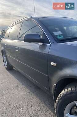 Универсал Audi A6 2003 в 