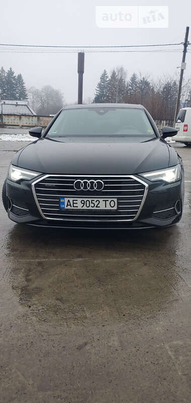 Седан Audi A6 2022 в Любомлі