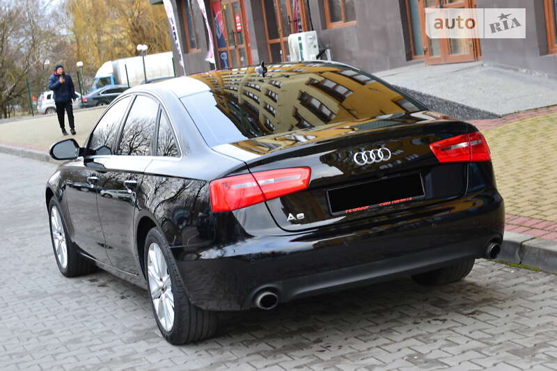 Седан Audi A6 2013 в Луцке