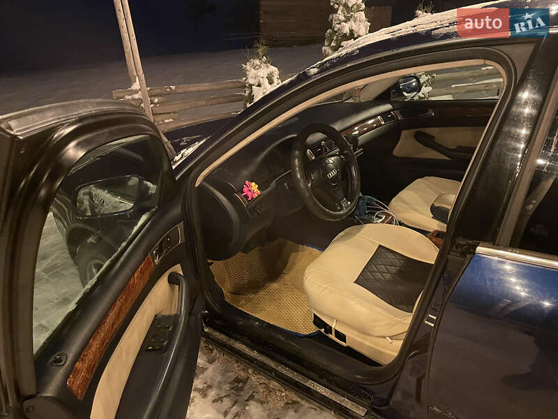 Седан Audi A6 2000 в Полянице