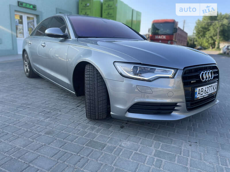 Седан Audi A6 2012 в Могилев-Подольске