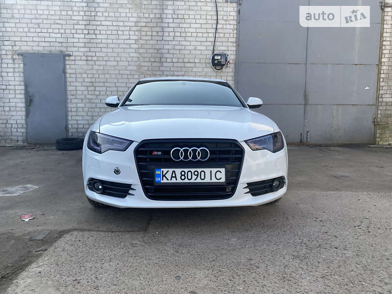 Седан Audi A6 2011 в Киеве