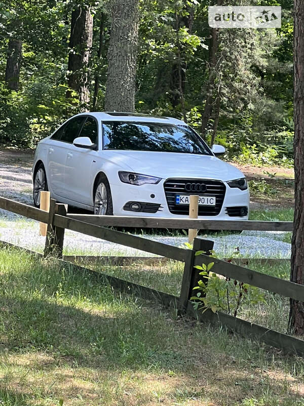Седан Audi A6 2011 в Киеве