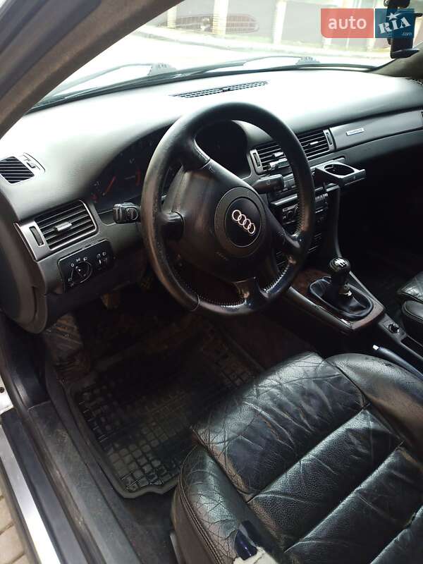 Седан Audi A6 1999 в Ивано-Франковске