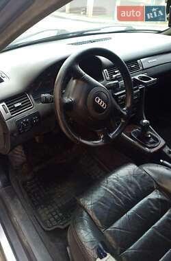 Седан Audi A6 1999 в 