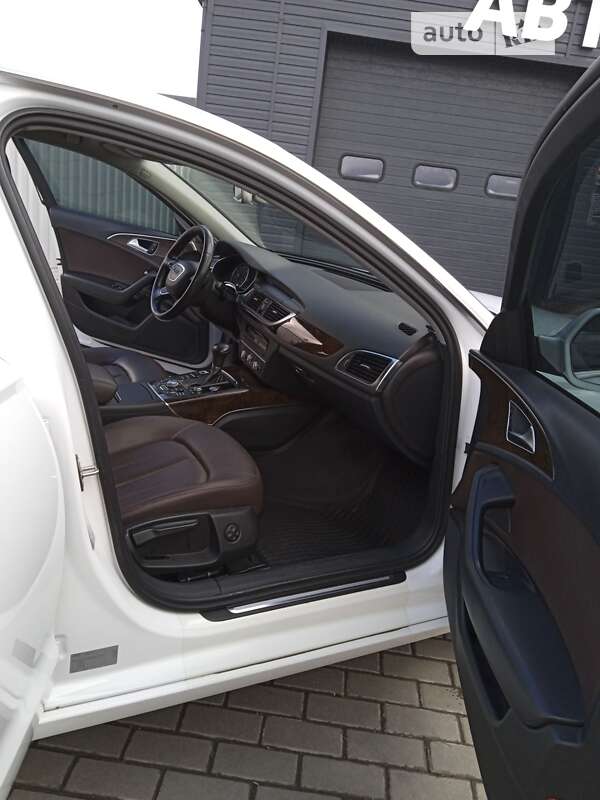 Седан Audi A6 2011 в Олександрії