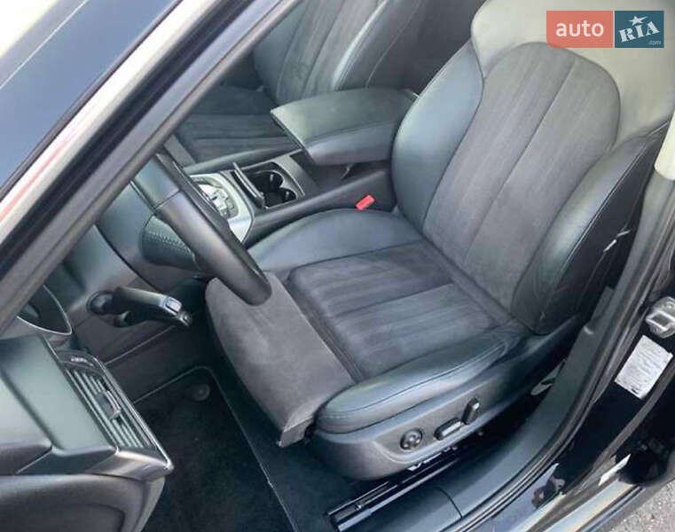 Седан Audi A6 2014 в Самборі