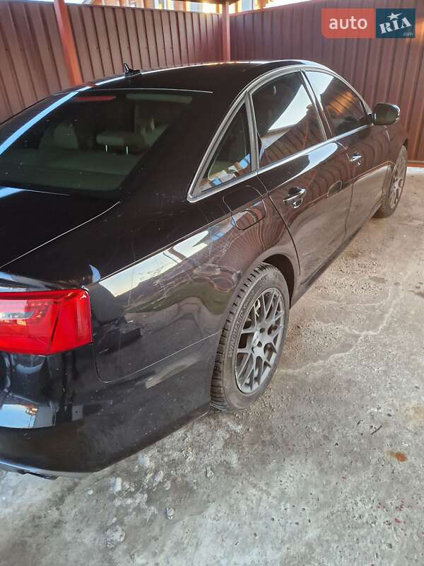 Седан Audi A6 2014 в Киеве