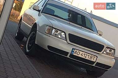 Седан Audi A6 1995 в Берегово