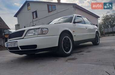 Седан Audi A6 1995 в Береговому