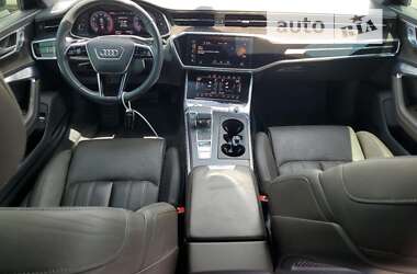 Седан Audi A6 2019 в 