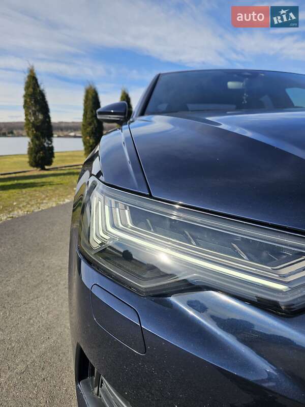 Седан Audi A6 2019 в Чернівцях