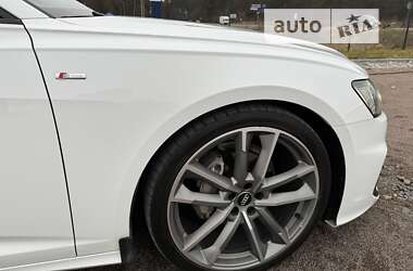 Седан Audi A6 2019 в 