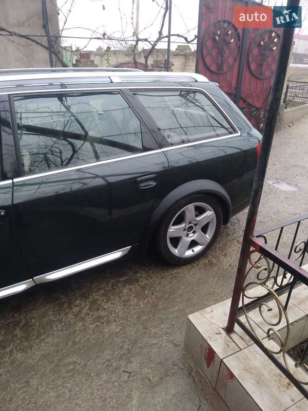 Универсал Audi A6 2002 в Ивановке