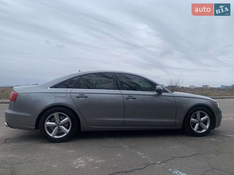 Седан Audi A6 2014 в Киеве