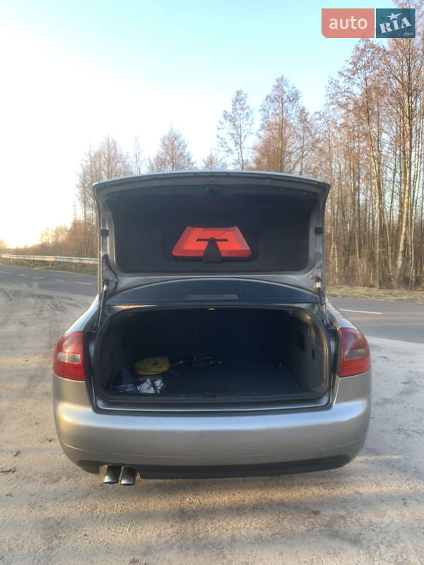 Седан Audi A6 2002 в Шацке