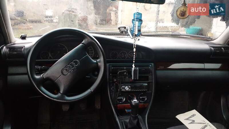 Универсал Audi A6 1995 в Новоселице фото 4 Универсал Audi A6 1995 в Новоселице
